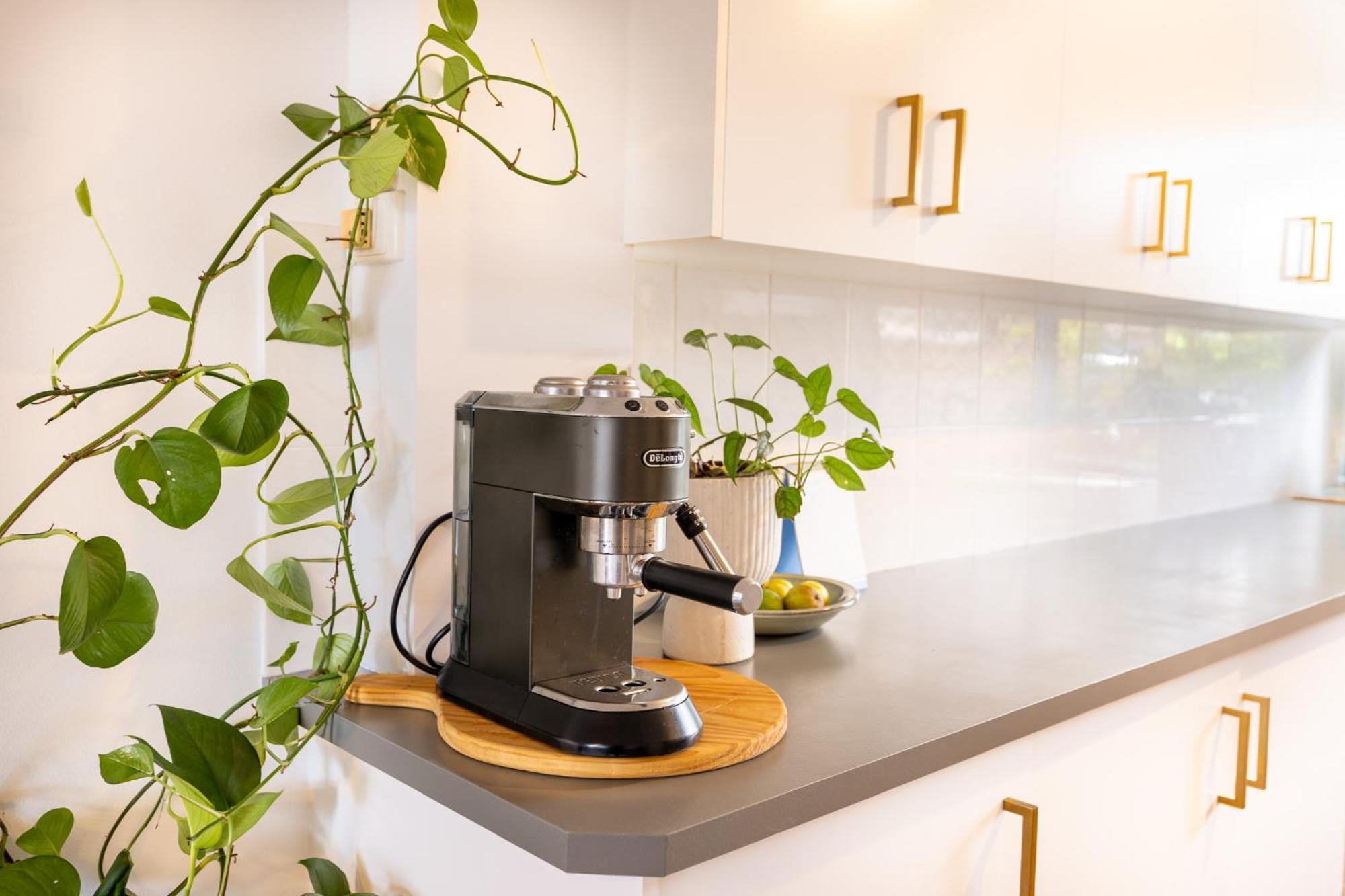 Apartment Stylish 3-br In The Heart Of The Gold Coast