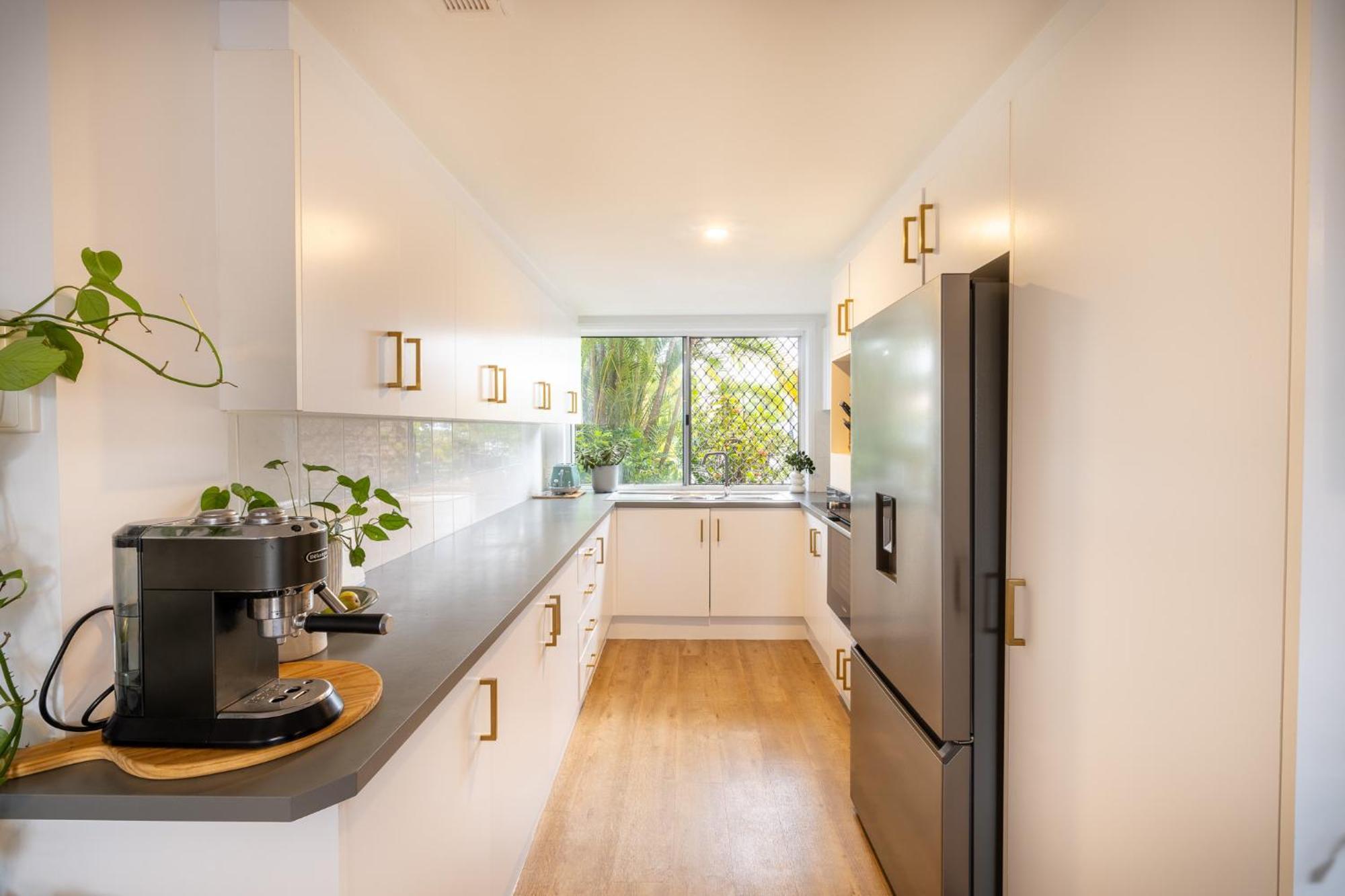 Stylish 3-br In The Heart Of The * Gold Coast