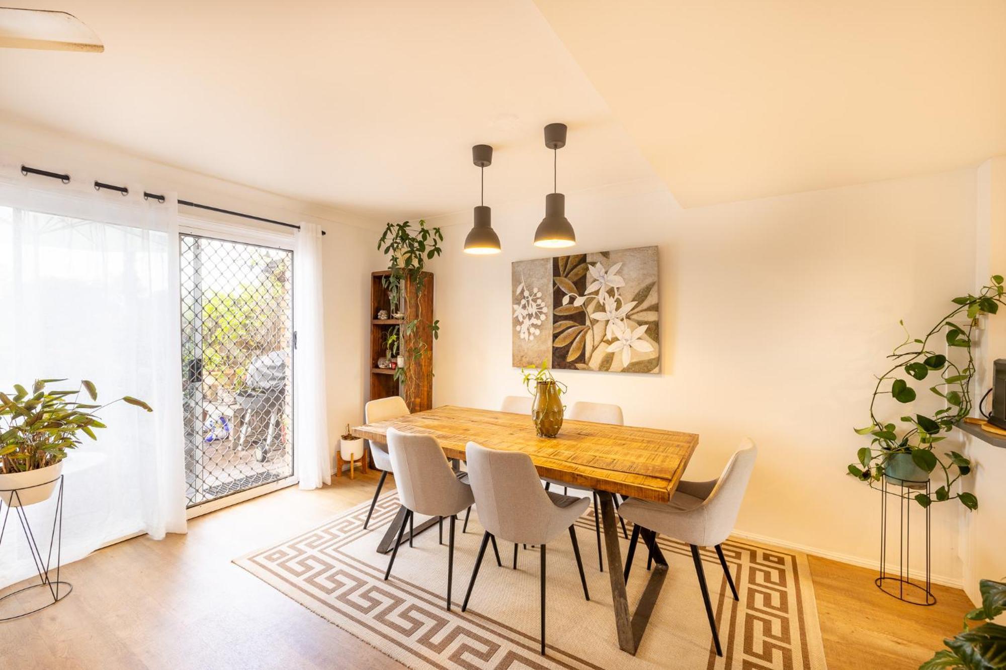 Stylish 3-br In The Heart Of The