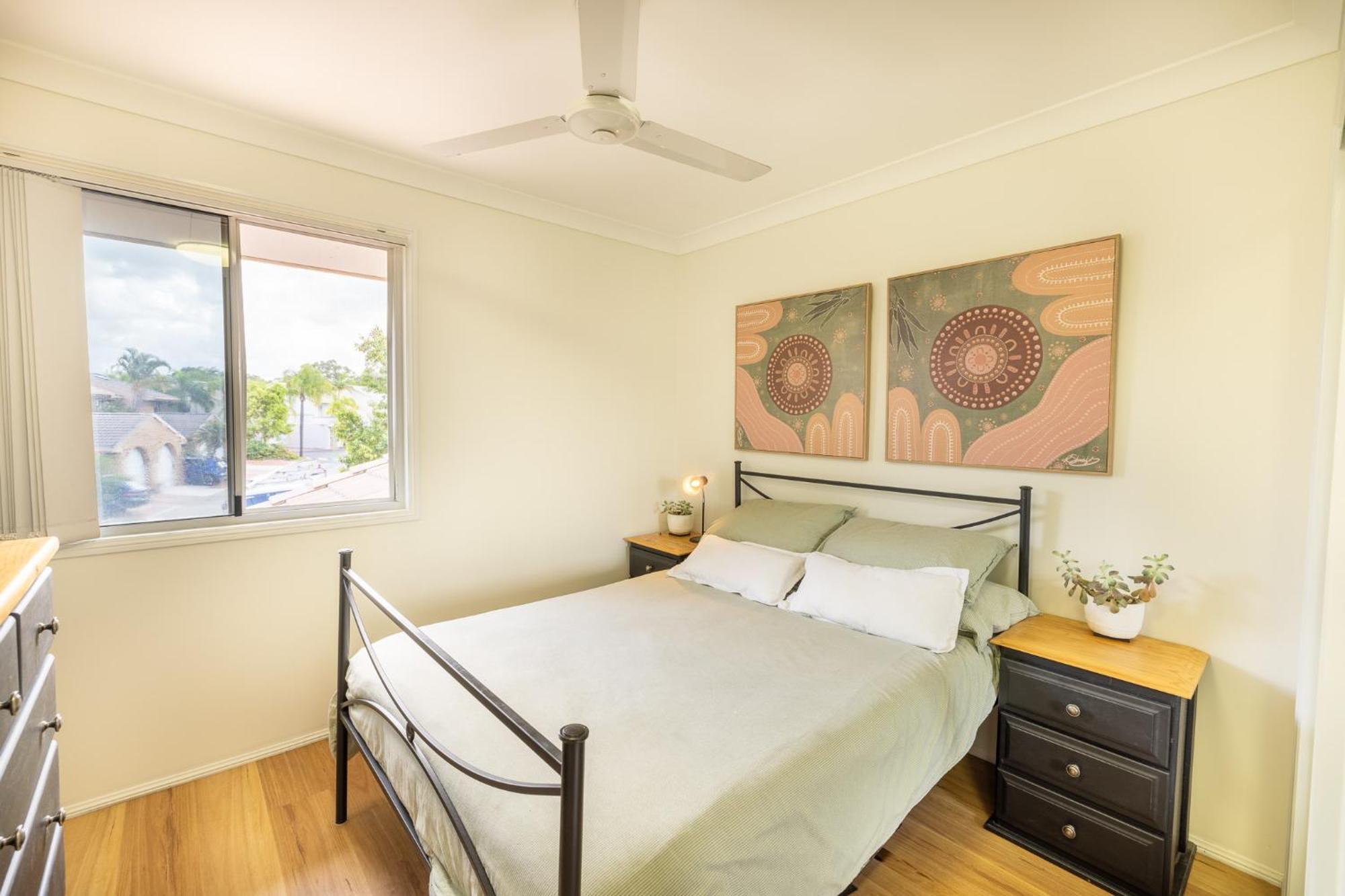 Stylish 3-br In The Heart Of The Apartment