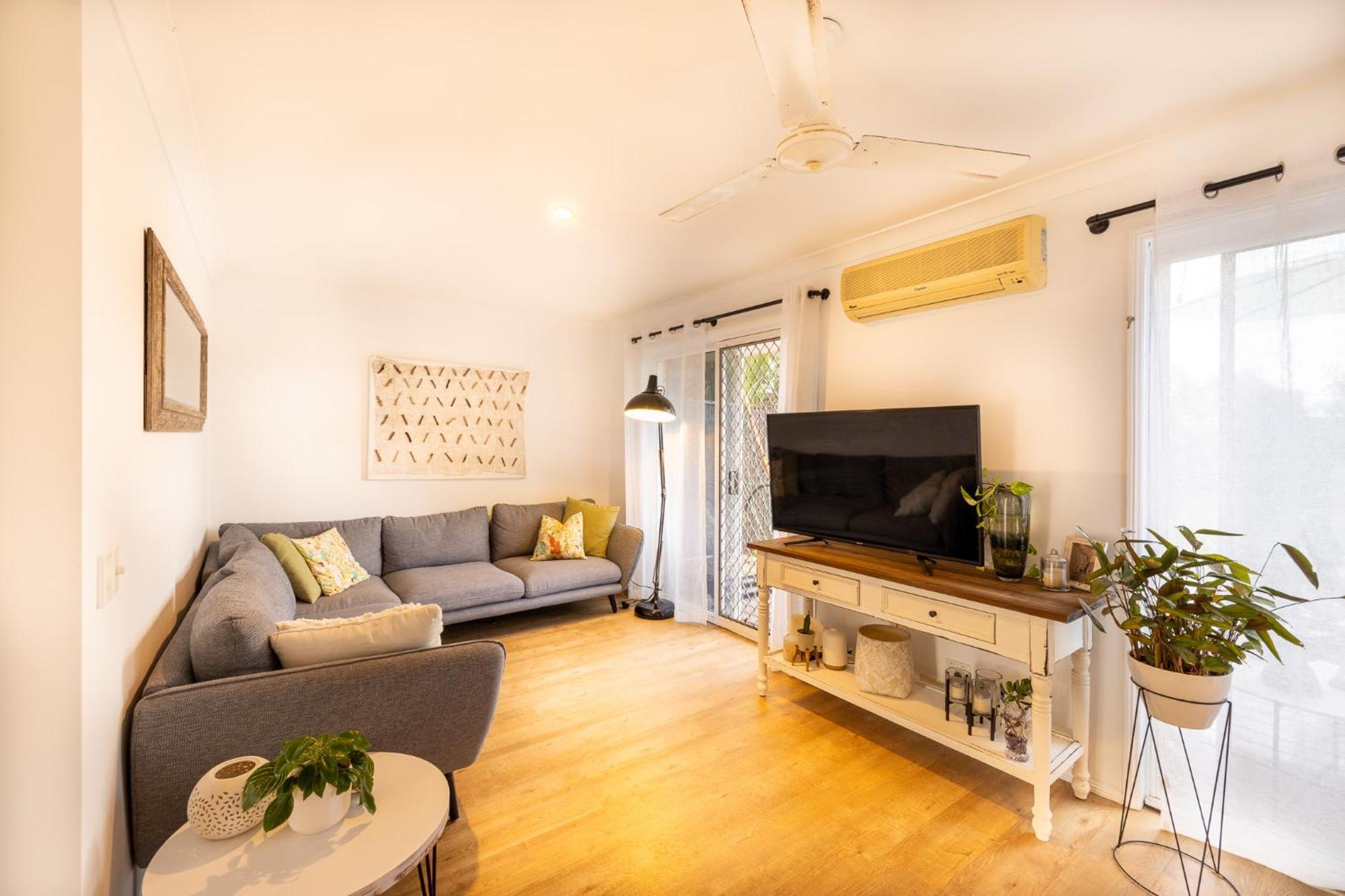 Stylish 3-br In The Heart Of The Apartment Gold Coast